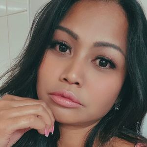 Meet your Posher, Siriporn